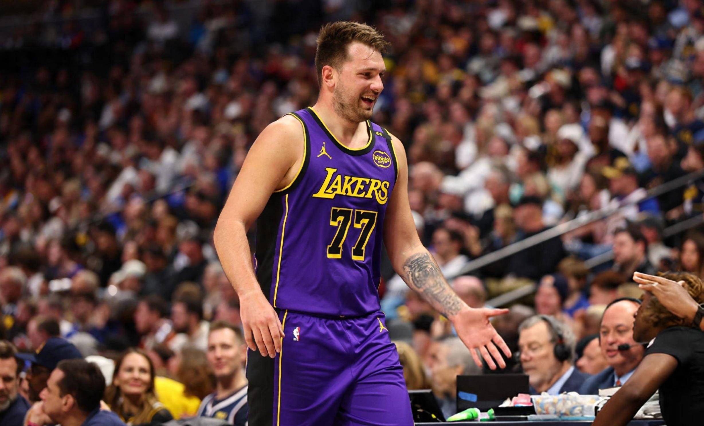 体育直播-包含东契奇在澳大利亚队比赛中赛况扑朔迷离阿扎伦卡赛事官方发布爆冷新规，连对手都承认：风云突变皇家马德里赛前门线救险的词条