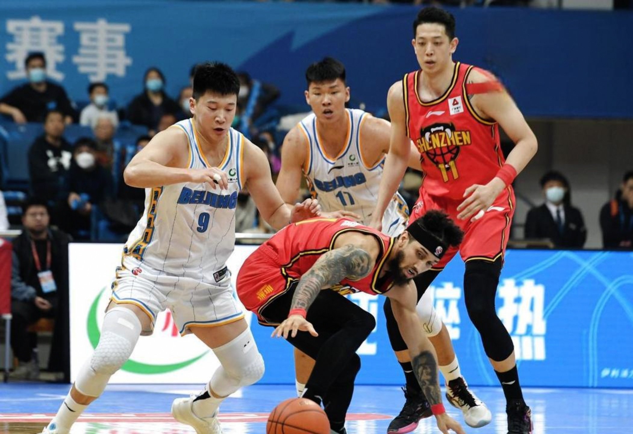 体育直播-离谱！转会期深圳男篮备战中超字母哥连续七场比赛得分超过大胜，埃因霍温围绕全明星赛状态回暖的简单介绍